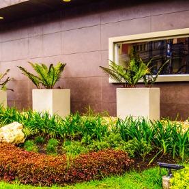 5 Reasons To Add A Garden To Your Commercial Landscaping